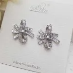 Prong Bow Earrings - Image 2