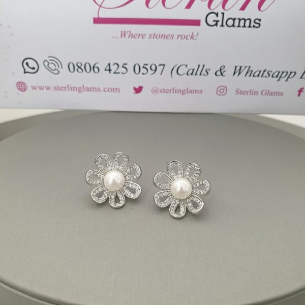 Pearl Flower Earrings