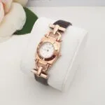 Strap Wristwatch - Image 3