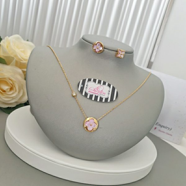 2Pc Gold LV Petal Set