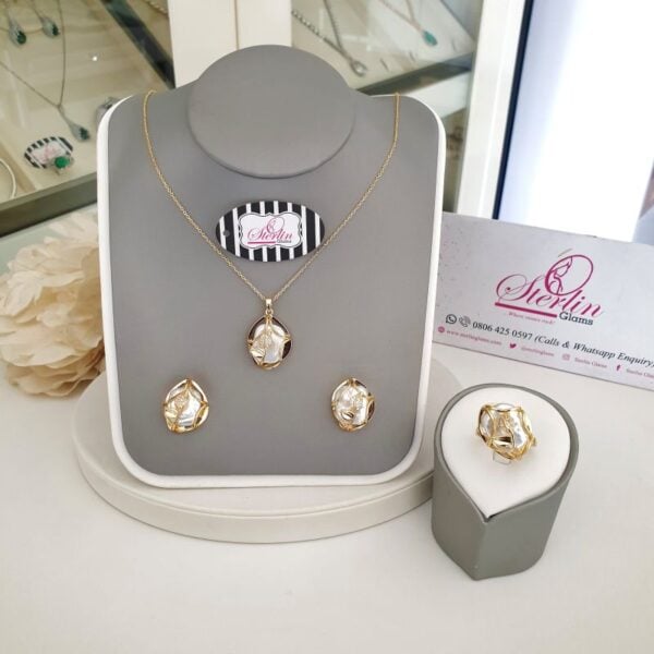 3pcs Petal Pearl Set